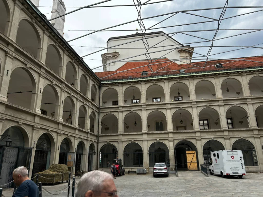 Dammers-Travel-Wenen