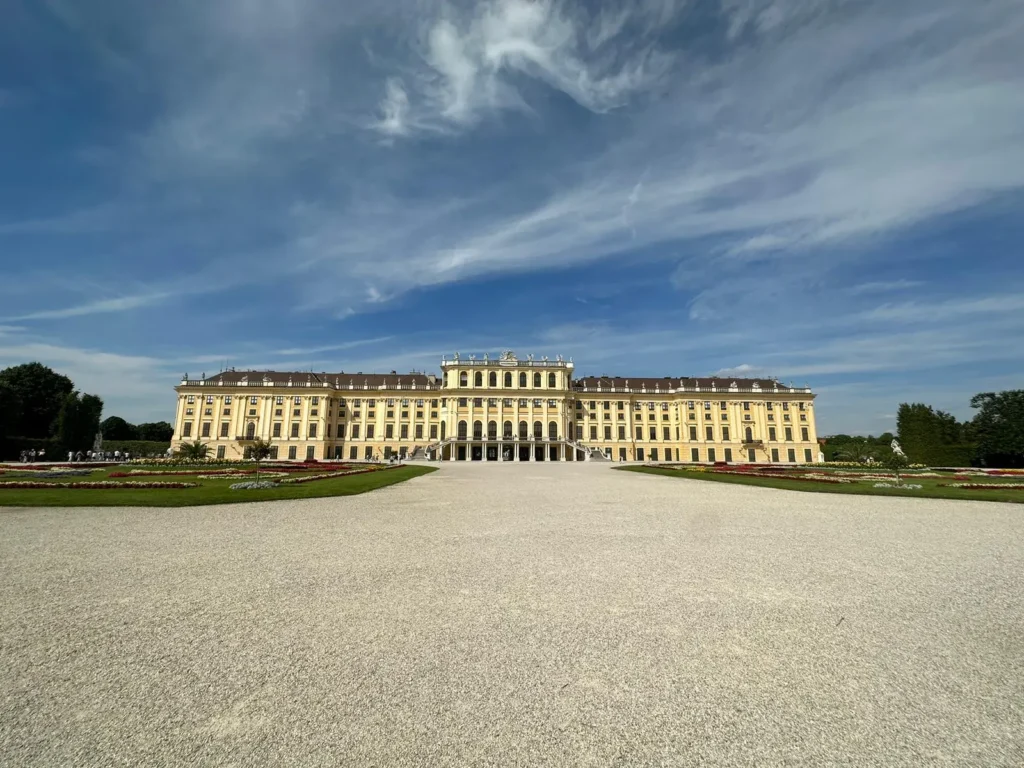 Dammers-Travel-Wenen