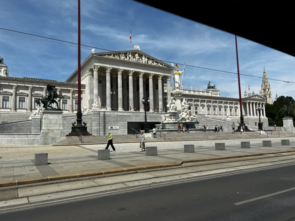 Dammers-Travel-Wenen